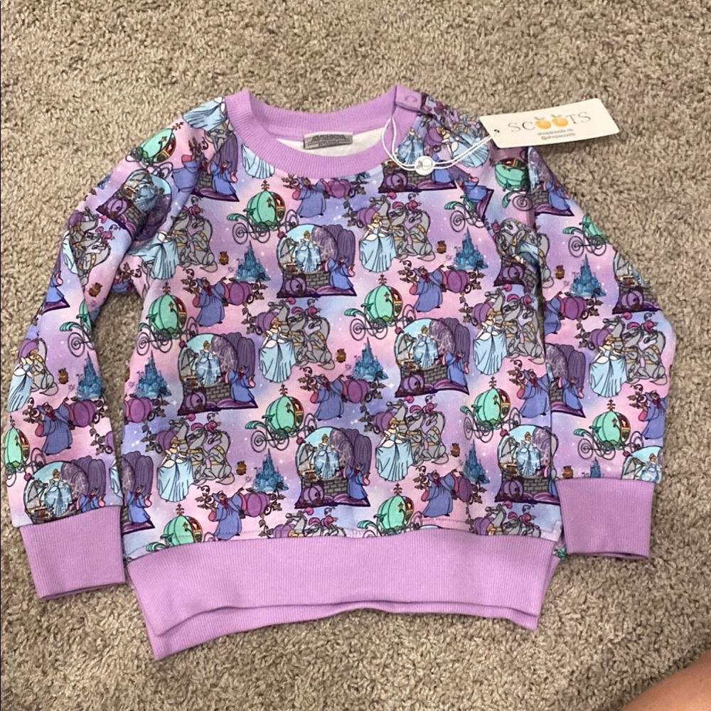 NWT Scoots Cinderella Sweatshirt